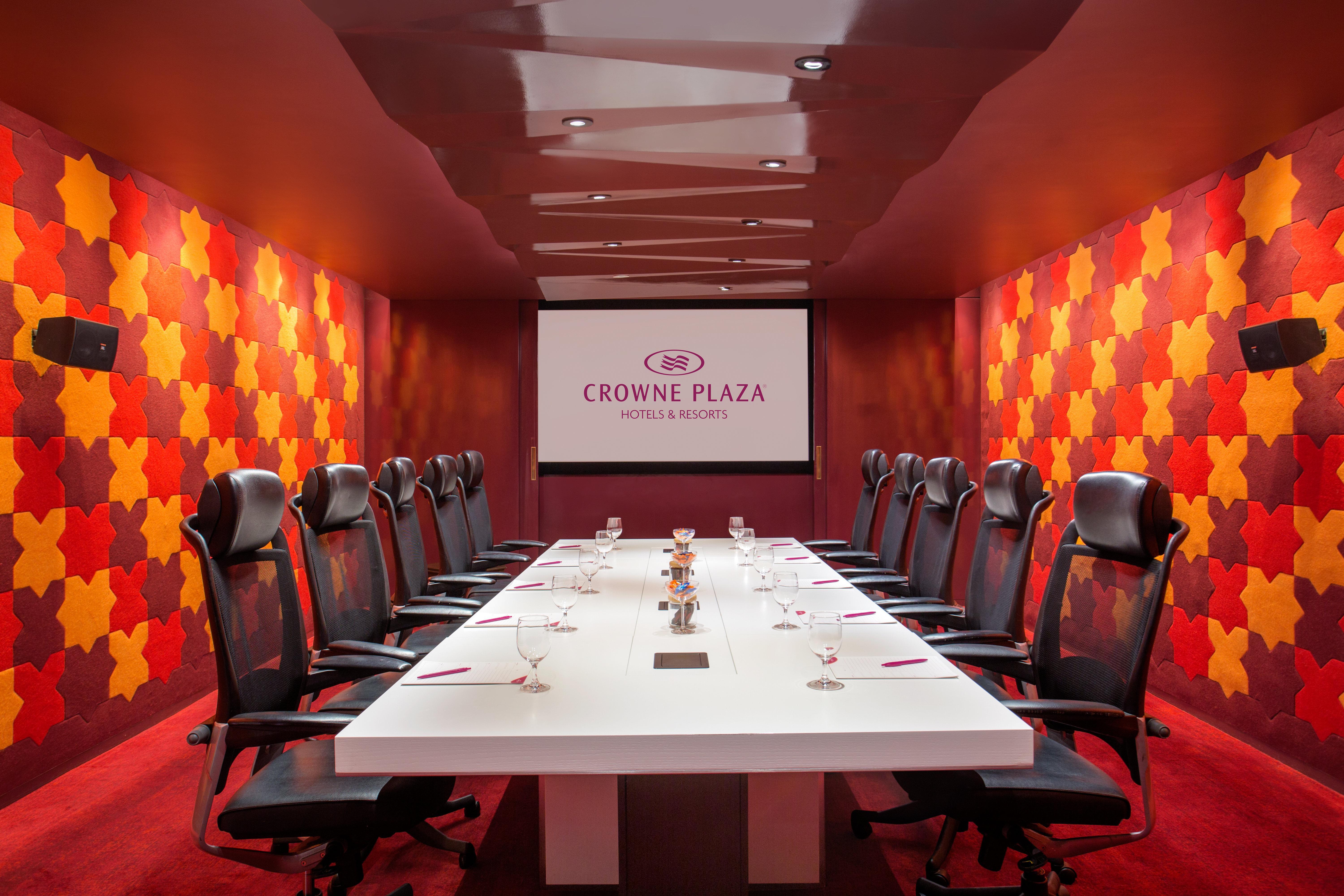크라운 플라자 첸나이 아디아르 파크 호텔 외부 사진 Meeting room